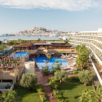 Honeymoon News: Ibiza Gran Hotel has been awarded Best Gastronomic Hotel of 2022