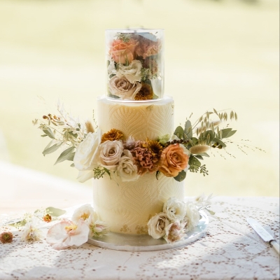 Cotswold Rustic Cakes unveil tasty new designs