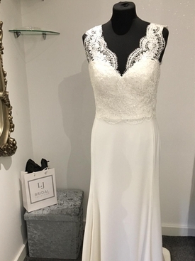 New bridal shop opens in Gloucester: Image 1