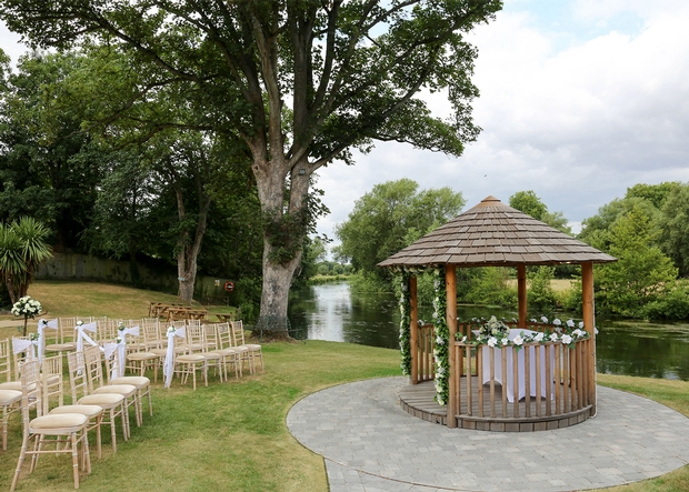 The Legacy Rose & Crown Hotel in Salisbury, Wiltshire has been granted a licence to hold civil ceremonies in its charming garden pavilion, the Belvedere: Image 1