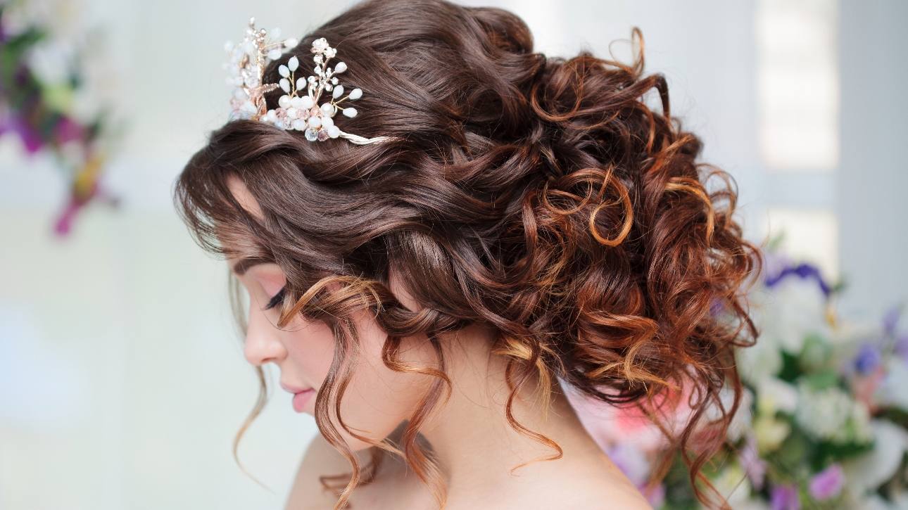 Shen Hassan from Beautiful Wedding Hair by Shen advises how to beat the frizz attending summer weddings: Image 1