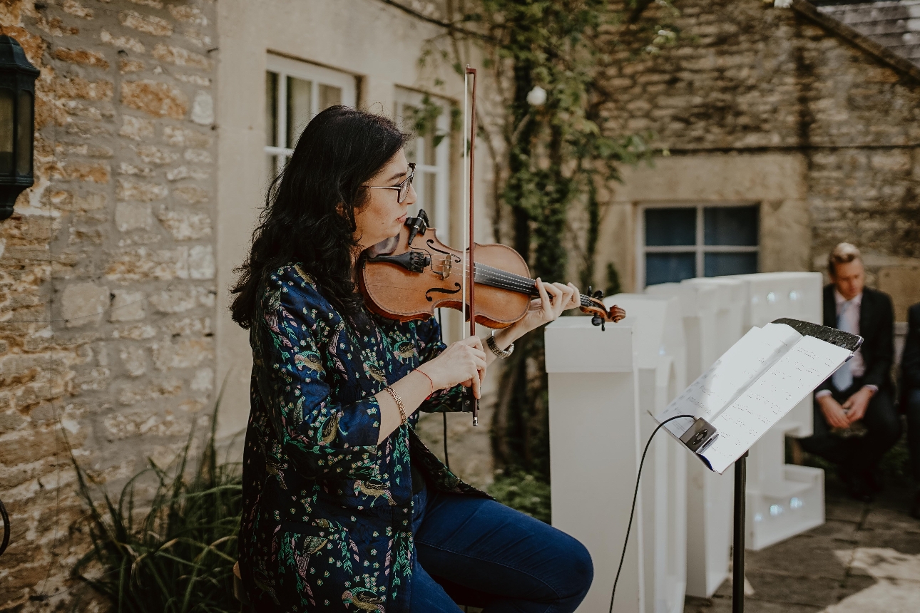 Tamilla Thomas - The Violin Expert offers two different wedding packages for celebrations in Gloucestershire and Wiltshire: Image 1