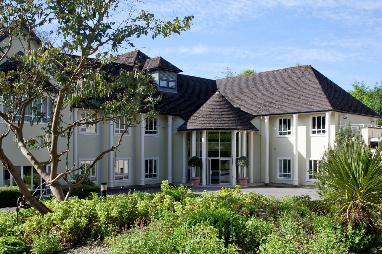 Sudbury House Hotel & Restaurant has announced their late availability weddings from £2,950 until end of February 2020: Image 1