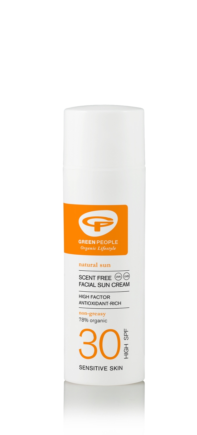 Pack the new suncare range from Green People for your honeymoon: Image 1