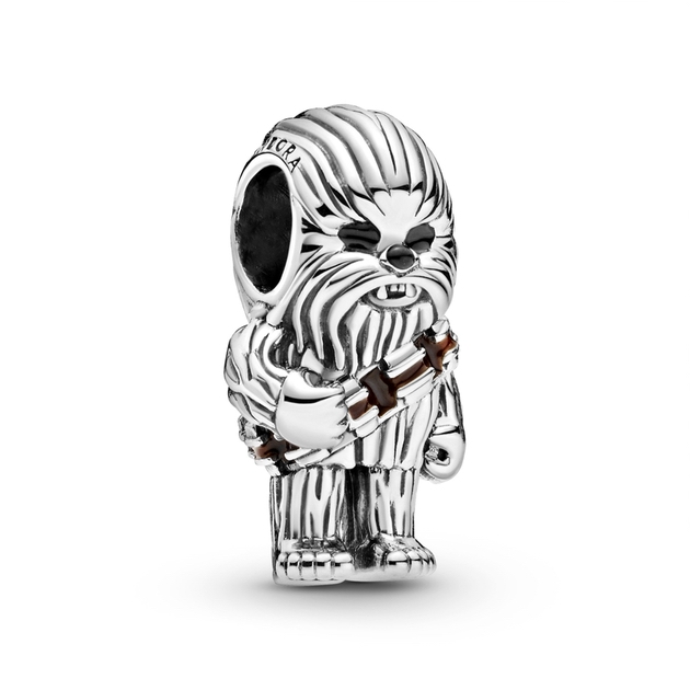 Pandora releases Star WarsTM-inspired charm collection in time for Christmas