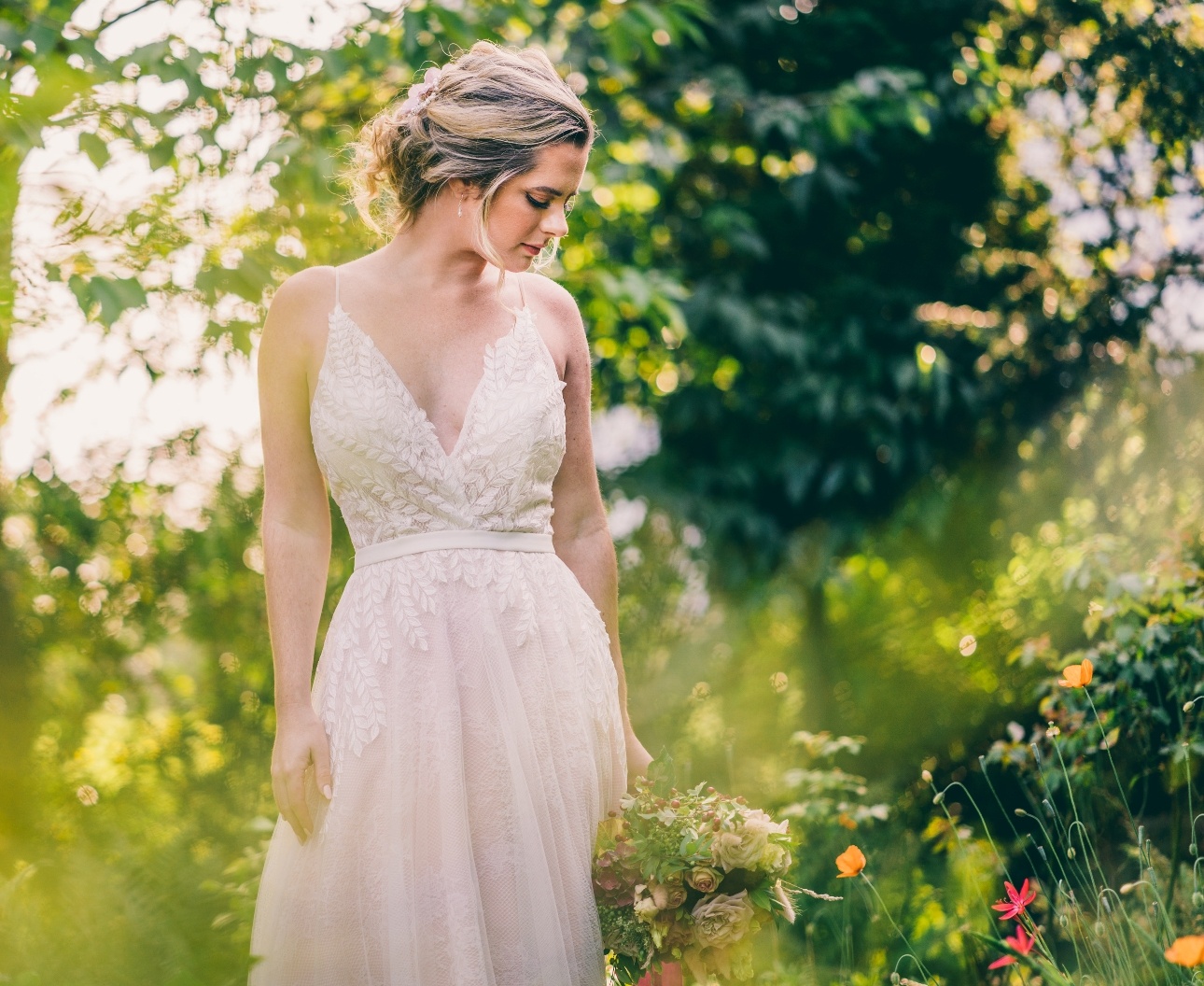 Posy & Pearl bridal boutique in Gloucestershire suggest ideas for outdoor ceremonies