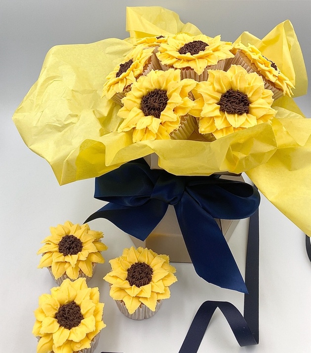 Vanilla Pod Bakery in Gloucestershire launches Sunflower Mother's Day cake collection