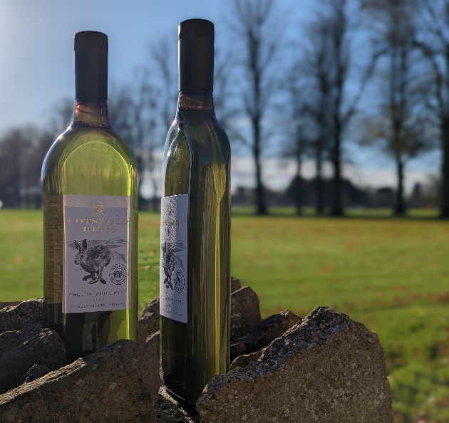 The new Cotswold Hills wine sold in Packamama's eco-flat format bottle