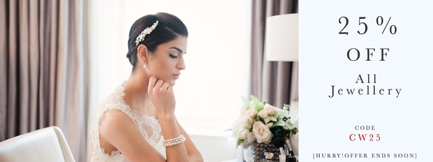 Swoon-worthy bridal accessories: Image 1