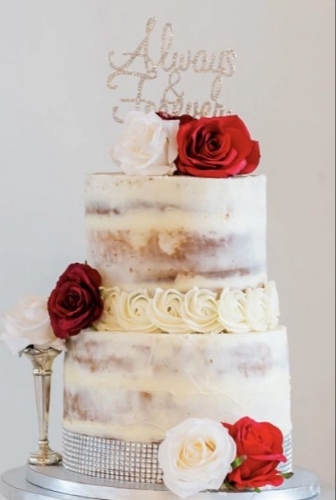 Image 1 from GlamoRose Cakes